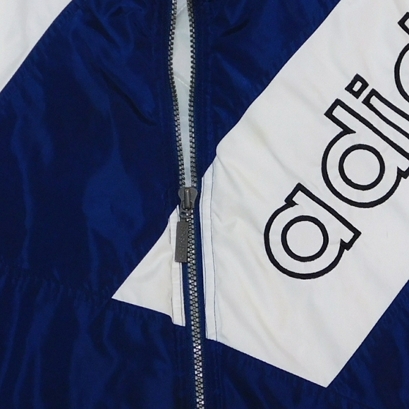 Adidas spell out logo full zip insulated coat. L - Picture 6 of 8